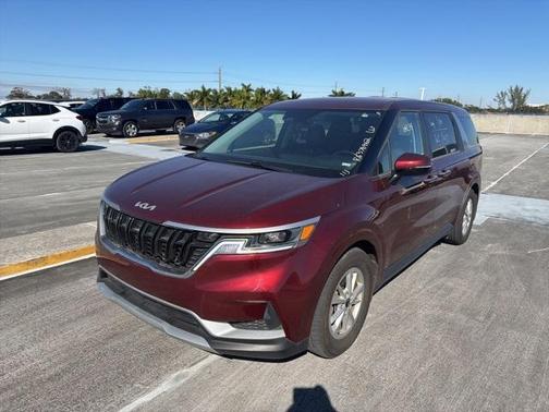 2024 Kia Carnival LX