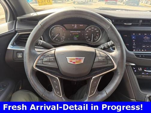 2022 Cadillac XT5 Premium Luxury