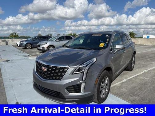 2022 Cadillac XT5 Premium Luxury