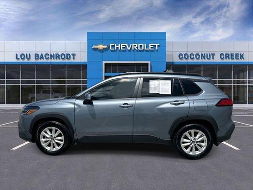2024 Toyota Corolla Cross LE