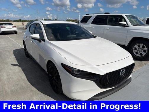 2019 Mazda Mazda3 FWD w/Premium Package
