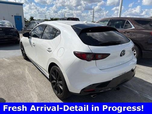 2019 Mazda Mazda3 FWD w/Premium Package