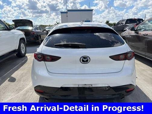 2019 Mazda Mazda3 FWD w/Premium Package
