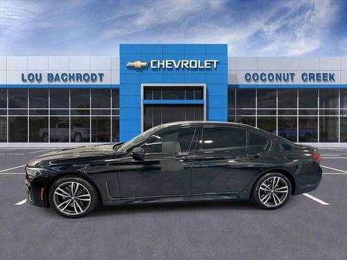 2022 BMW 750 i xDrive