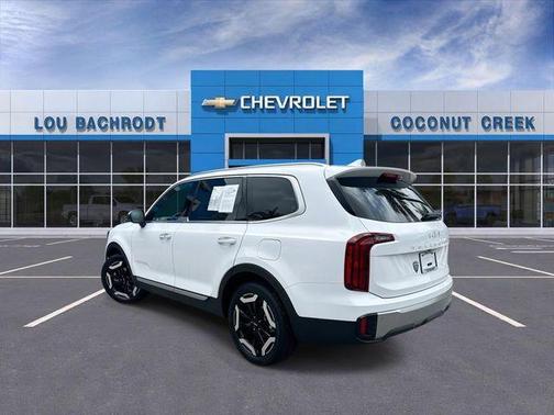 White Pearl 2025 Kia Telluride S