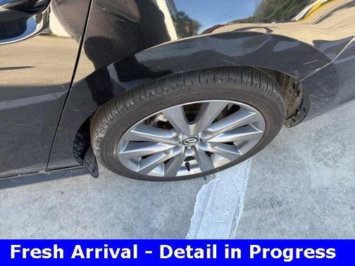 2024 Mazda Mazda3 FWD w/Preferred Package