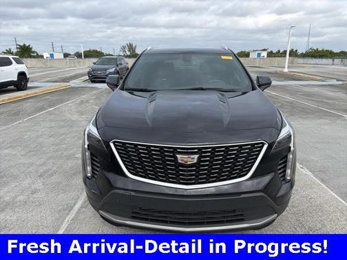 2019 Cadillac XT4 Premium Luxury
