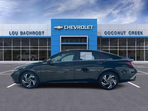 2025 Hyundai ELANTRA SEL Convenience