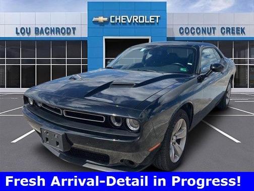 2023 Dodge Challenger SXT