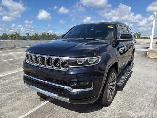 2023 Jeep Grand Wagoneer Base