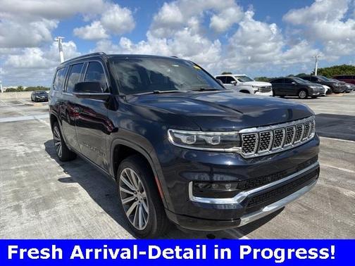 2023 Jeep Grand Wagoneer Base