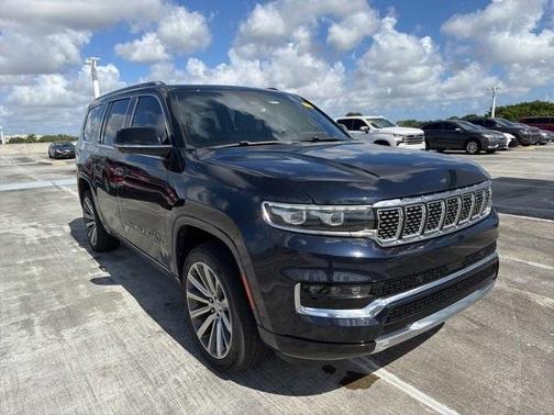 2023 Jeep Grand Wagoneer Base