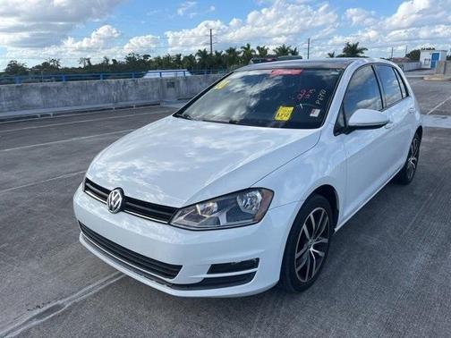 2016 Volkswagen Golf TSI SE 4-Door