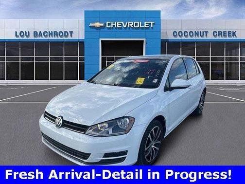 2016 Volkswagen Golf TSI SE 4-Door