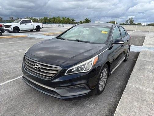 2015 Hyundai SONATA Sport