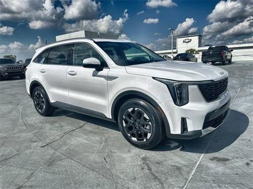 2024 Kia Sorento S