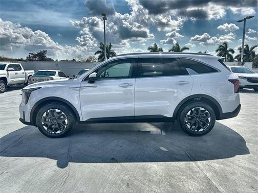 2024 Kia Sorento S