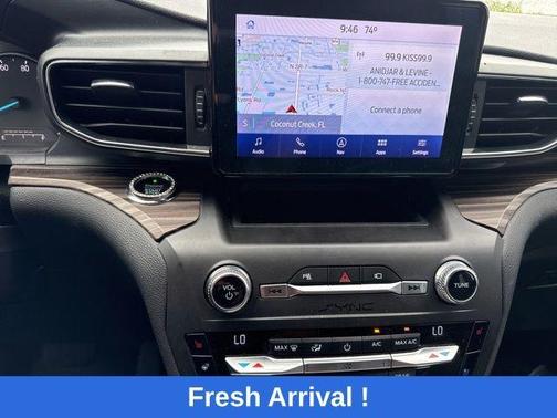 Oxford White 2020 Ford Explorer Limited