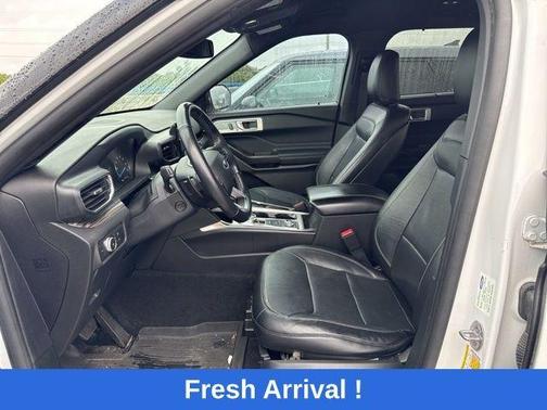Oxford White 2020 Ford Explorer Limited