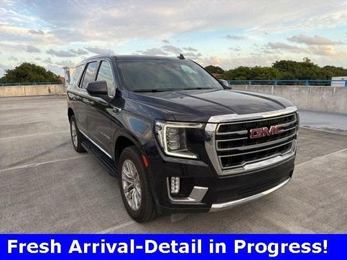 2023 GMC Yukon SLT