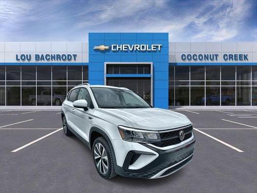 2024 Volkswagen Taos 1.5T SE