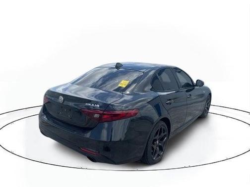2022 Alfa Romeo Giulia Ti