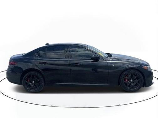 2022 Alfa Romeo Giulia Ti