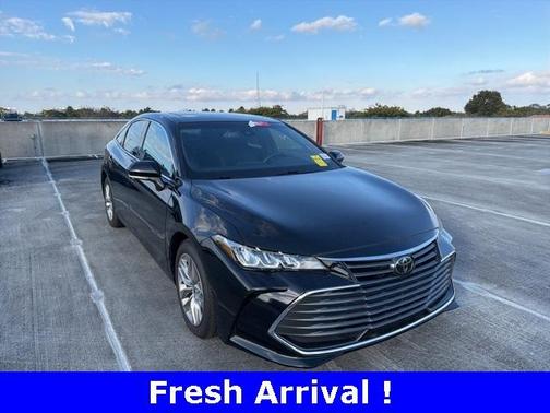 2022 Toyota Avalon XLE