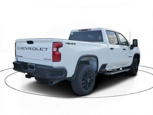 2025 Chevrolet Silverado 2500 Custom