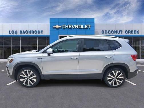2024 Volkswagen Taos 1.5T SE