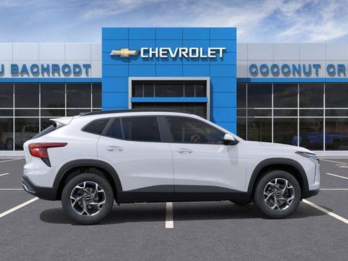 Summit White 2026 Chevrolet Trax LT