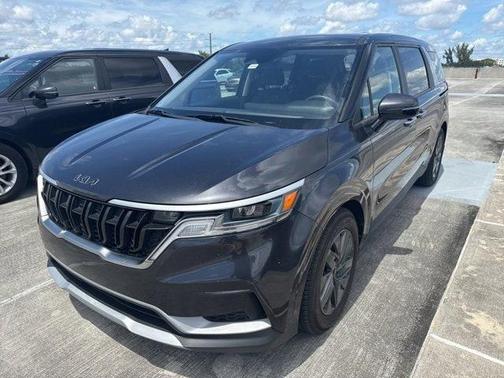 2023 Kia Carnival LX