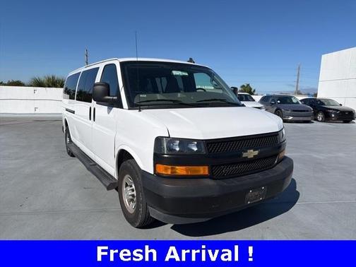 2023 Chevrolet Express 3500 LS