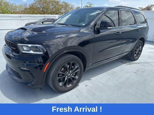 DB Black Crystal Clearcoat 2023 Dodge Durango GT