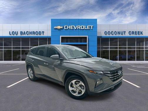 Gray 2024 Hyundai TUCSON SE