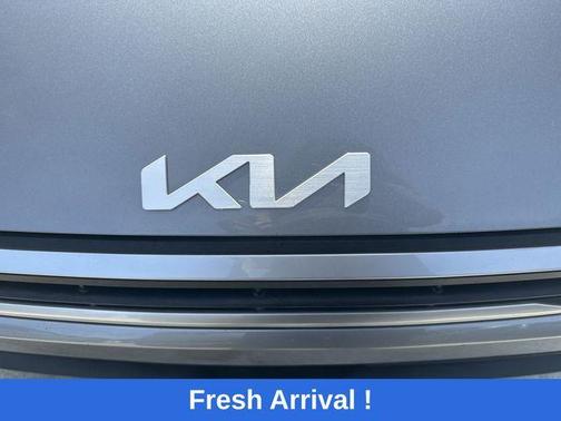 Steel Gray 2025 Kia K4