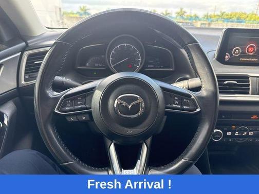 Snowflake White Pearl Metallic 2018 Mazda Mazda3 Touring