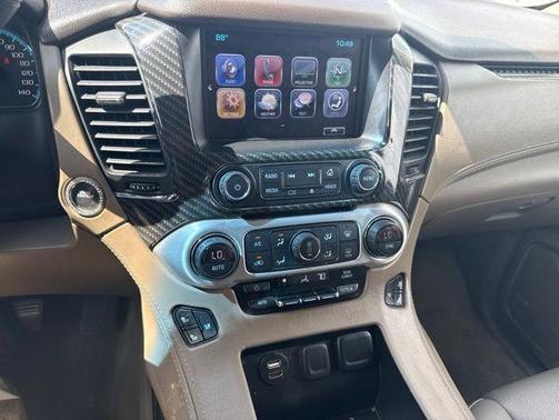 Summit White 2017 GMC Yukon SLT