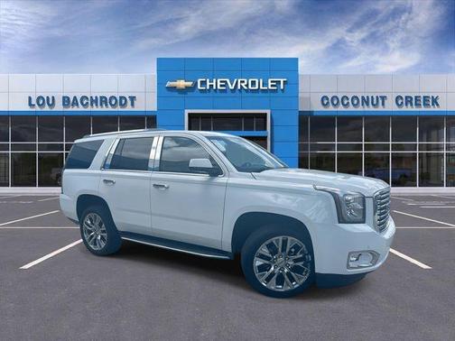 Summit White 2017 GMC Yukon SLT