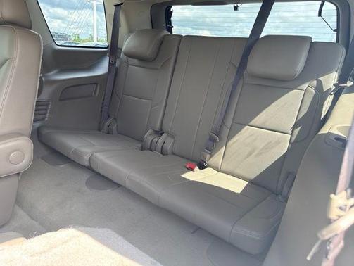 Summit White 2017 GMC Yukon SLT