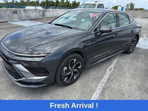 Gray 2025 Hyundai SONATA SEL