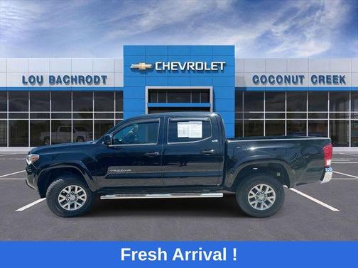 Black 2016 Toyota Tacoma SR5