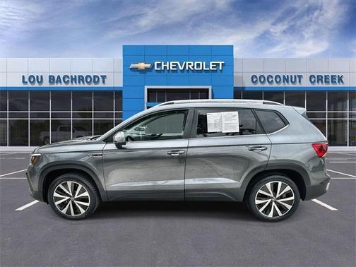 2024 Volkswagen Taos 1.5T SE