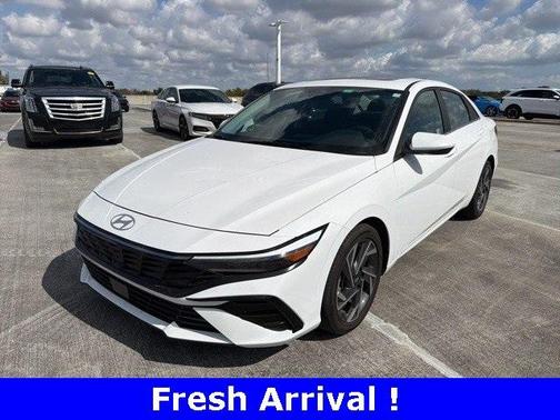 2025 Hyundai ELANTRA SEL Convenience