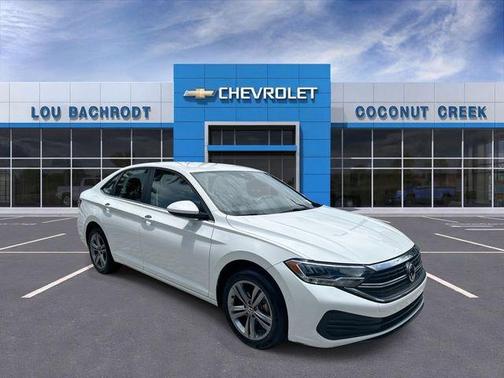 Opal White Pearl Effect 2024 Volkswagen Jetta 1.5T SE