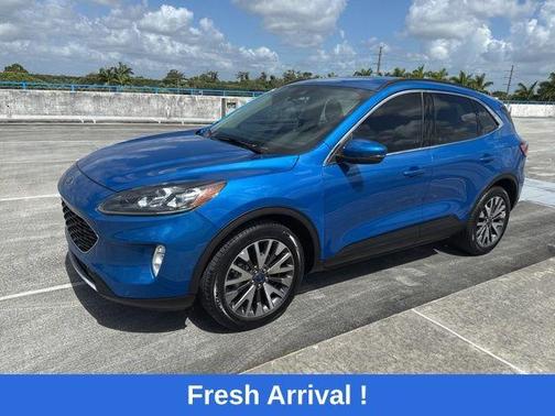 Blue Metallic 2020 Ford Escape Titanium