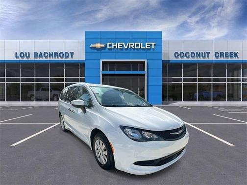 2021 Chrysler Voyager L