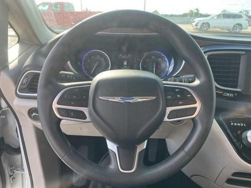 2021 Chrysler Voyager L