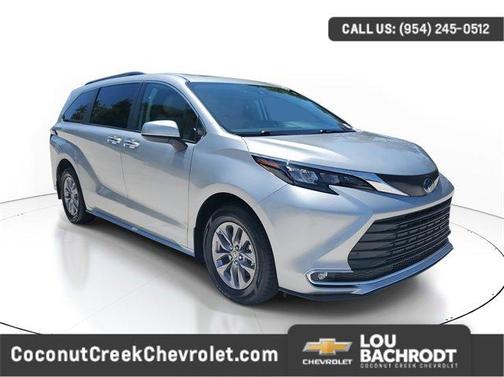 2024 Toyota Sienna XLE
