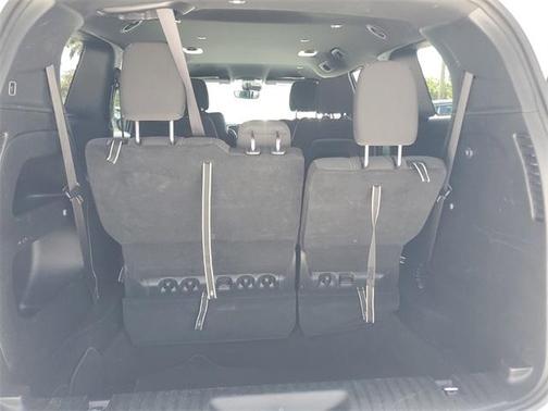 2024 Chrysler Pacifica Touring